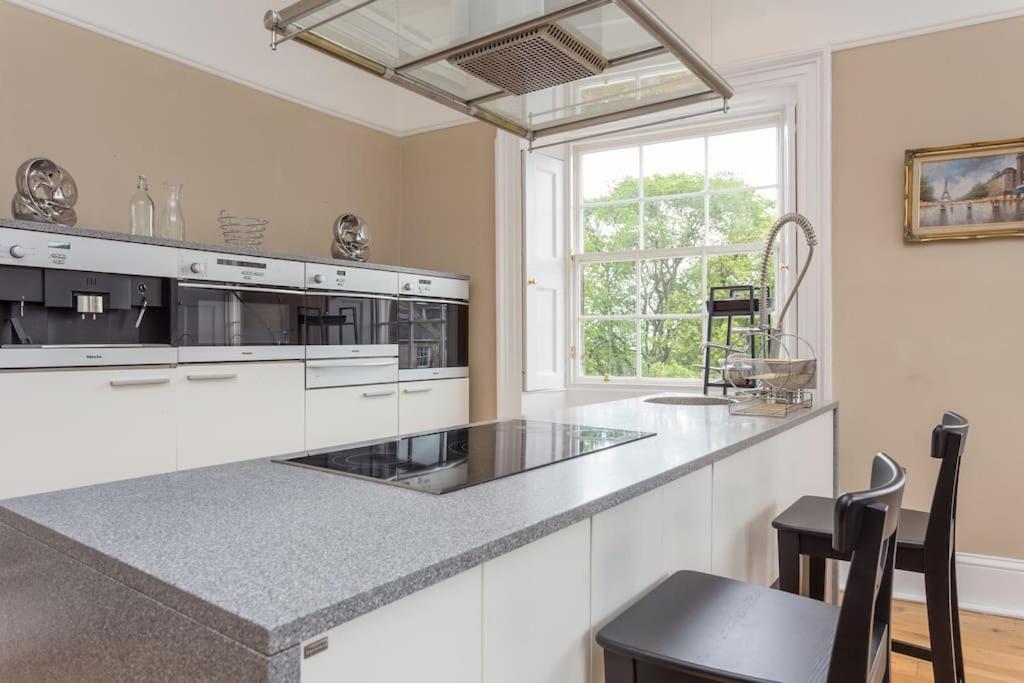Prime Edinburgh City Centre - 4 Bed Penthouse Exterior foto